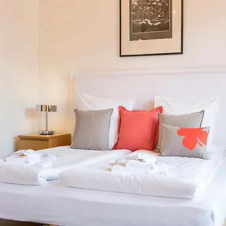 Racers Retreat #5 Chalet Wengen