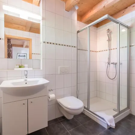 Racers Retreat #5 Chalet Wengen