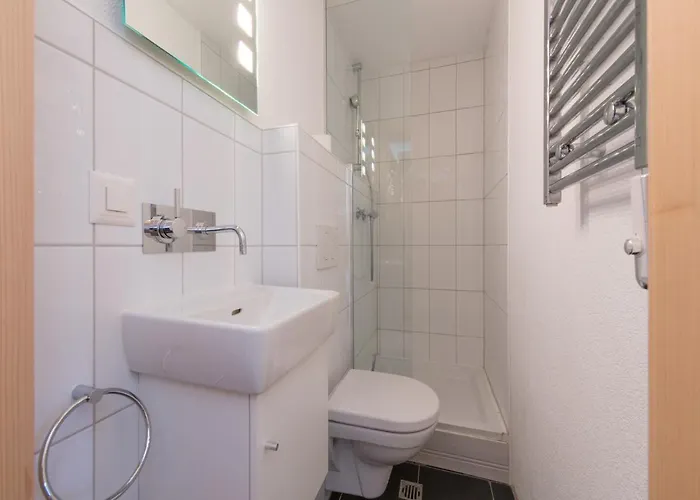 Chalet Racers Retreat #5 *