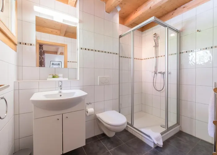 Racers Retreat #5 Chalet Wengen